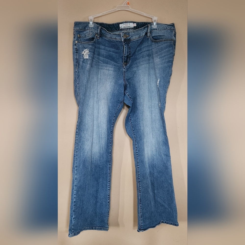 Torrid Denim Women's Distress Slim Boot Cut Leg Jeans Light Blue Plus Size 24R